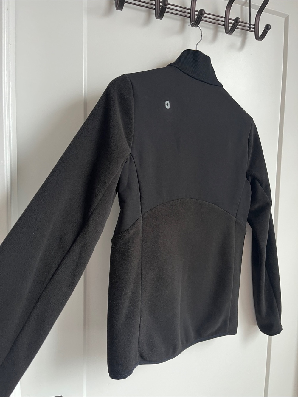 Figs Black Zip-Up Medical Jacket with Aya Healthcare Embroidery Women’s size XS - Picture 6 of 10